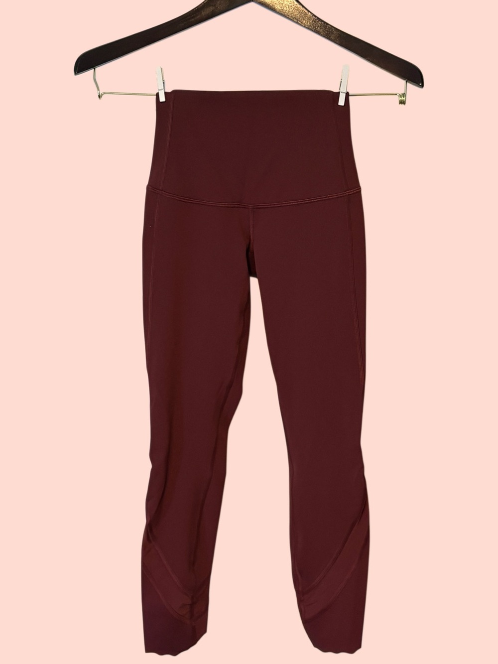 NWOT Size 0 Lululemon Wunder Under High-Rise Crop 23” Red Merlot Scallop